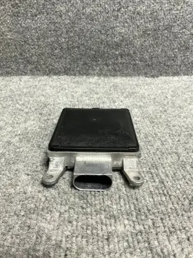 005.002.000 Bmw 2017 - 2020 430i Blind Spot Radar Sensor Module 6632688428701 #3 005.002.000 Bmw 2017 - 2020 430i Blind Spot Radar Sensor Module 6632688428701 #3