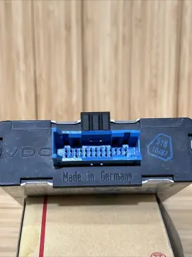 1371714.9 Bmw 13717149 Cruise Control Module 412.205/011/001 E24 E28 E30 Oem 12v #3 1371714.9 Bmw 13717149 Cruise Control Module 412.205/011/001 E24 E28 E30 Oem 12v #3