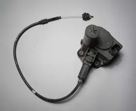 65718380083 Bmw Z3 Roadster Coupe Cruise Control Throttle Cable Actuator 1997-2002 Used Oem 65718380083 Bmw Z3 Roadster Coupe Cruise Control Throttle Cable Actuator 1997-2002 Used Oem