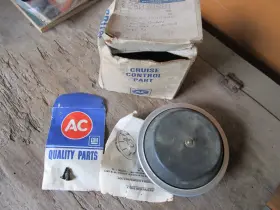 25030981 Chevrolet Nos 1980s El Camino S10 Corvette Cruise Control Servo Gm