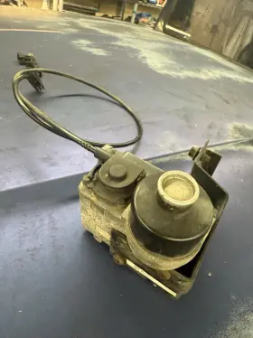 1c5k4yem Ford 92 - 96 F150 F250 F350 Bronco Cruise Control Servo Assembly With Cable Oem