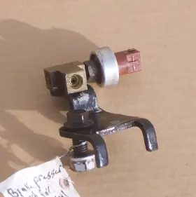 F3ta-9f924-ca Ford 92 - 94 F150 F250 F350 Brake Fluid Pressure Cruise Control Cutout Switch