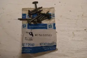 Gm 15693781 9x Nos Cruise Controler System Cable Clips - B19-78