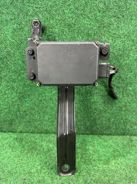 23176651 Gm 23176650 2014-2017 Chevy Impala Front Radar Distance Sensor With Bracket Oem