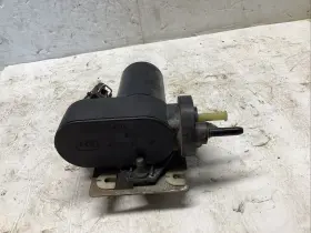 357907325 Hella Vw Mk3 Jetta Cabrio Cruise Control Pump Assembly #e3-2 357907325 Hella Vw Mk3 Jetta Cabrio Cruise Control Pump Assembly #e3-2