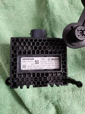 36801-tba-a215 Honda 2017-2022 Cr-v Front Cruise Control Radar Sensor 36801-tla-a04 Oem