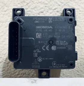 8s301-3a0-a01 Honda 2023 Cr-v Adaptive Cruise Distance Radar Sensor Oem Used