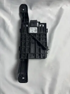 99130-ds100 Hyundai 2023-2025 Genesis Gv70 Front Radar Sensor Oem