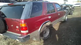 4404927 Isuzu Used Cruise Control Module Fits 1995 Rodeo Rh Kick P #3 4404927 Isuzu Used Cruise Control Module Fits 1995 Rodeo Rh Kick P #3