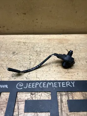 59d-02392-1 Jeep 86-90 Cherokee Xj Comanche Mj Oem Cruise Control Pulse Sensor #2