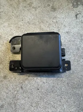 96400a9000 Kia 2015-2018 Sedona Cruise Control Distance Sensor Oem