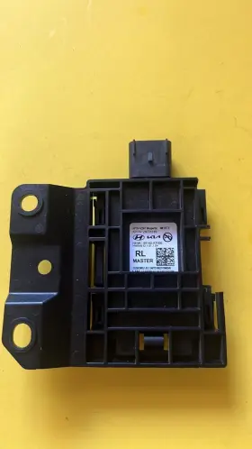 At0000 Kia 99140 22 23 Niro Ev Rear Blind Left Spot Module #3