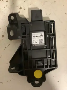 99210-s9160 Kia 2023-2025 Telluride Oem Front Left Blind Spot Sensor With Bracket A9-21234