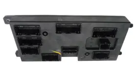 M8e2-14f041-ab Land Rover 2019-2025 Defender Bcm Body Control Module Oem A1