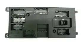 M8e2-14f041-ca Land Rover 2021-2025 Defender Bcm Body Control Module Oem A1