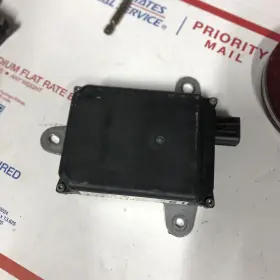 88162-0w330 Lexus 2014-2017 Ls460 Blind Spot Radar Monitor Sensor Module Oem