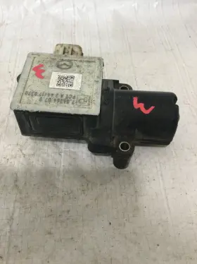 706366070 Mazda 2018 6 Rear Exhaust Actuator Motor Oem #3