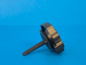 A0014662705 Mercedes-benz 98-21 E550 Slk350 Slk55 C350 C300 C63 Amg Filler Cap Oem