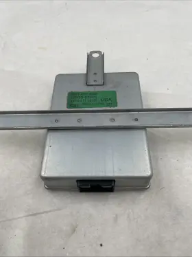 18930-62g01 Nissan 99 95 Pathfinder D21 Hardbody Cruise Control Module