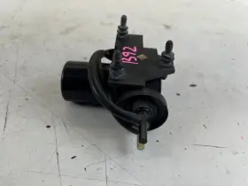 8587024 Saab 900 Turbo Cruise Control Vacuum Pump 78-94 Oem #3 8587024 Saab 900 Turbo Cruise Control Vacuum Pump 78-94 Oem #3