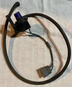 8598195 Saab Cruise Control Vacuum Switch 900 And 9000 8598195 Saab Cruise Control Vacuum Switch 900 And 9000