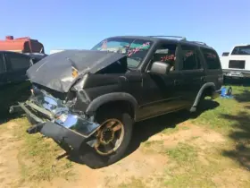590-57422 Toyota Engine Ecm Electronic Control Module Right Hand Dash Fits 97 4 Runner 169267