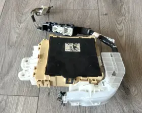 82730-02f40-a Toyota 2014-2017 Corolla Multiplex Module Fuse Box Genuine Oem