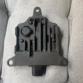 88162-06090 Toyota Oem Used 2019 2020 2021 2022 Camry Blind Spot Module Sensor #3