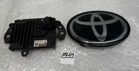 90975-02124 Toyota 88210-02020/90975-02124 2019 - 2022 Corolla Oem Cruise Control Sensor And Emblem