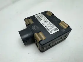 0203300543 Volkswagen Oem 2016-2019 Passat Cruise Control Radar Sensor Unit 561 907 A