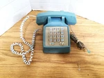Vintage Att Robin Egg Blue Push Button Desk Phone CS2500DM Works. Fixed Price $44.99.
